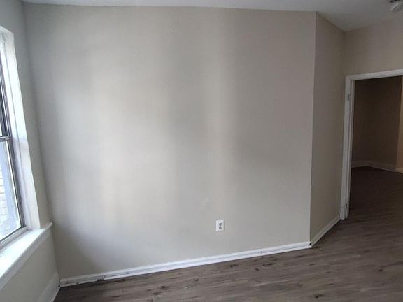 5th image of 300 57th St APT 3