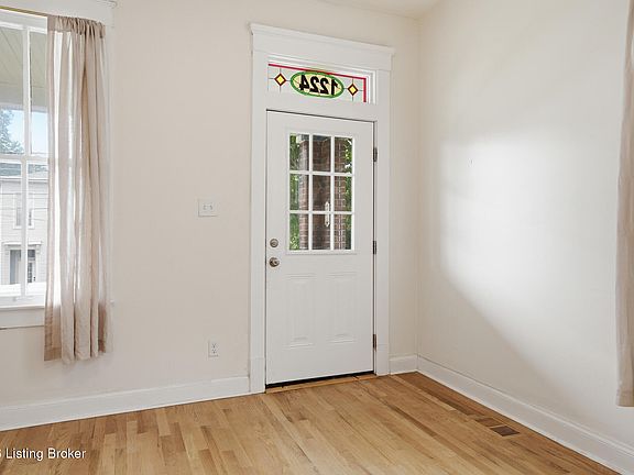 5th image of 1224 Hull St