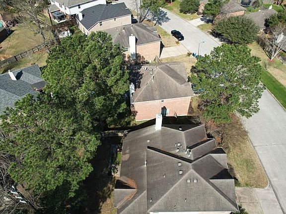 5th image of 8522 Sports Haven Dr