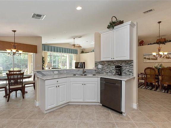 5th image of 2430 Butterfly Palm Dr