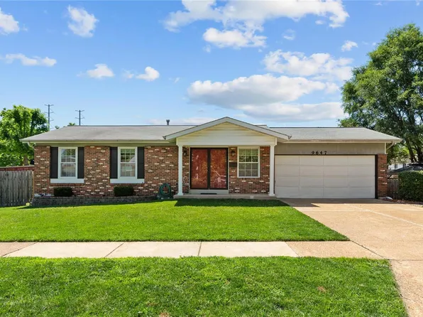 9647 Antonette Hills Dr, Saint Louis, MO 63123