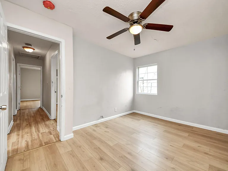10506 Sierra Dr — Photo 27