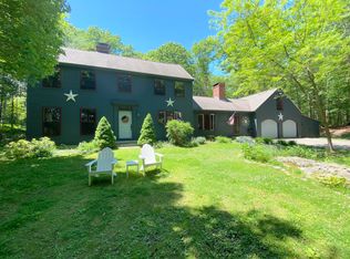 4 Commons Ln, Kennebunk, ME 04043