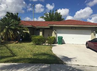 13171 SW 200th Ter, Miami, FL 33177