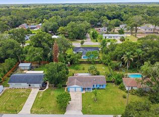 912 E Arizona Ave, Deland, FL 32724