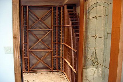 Temperature-Controlled Wine Rm