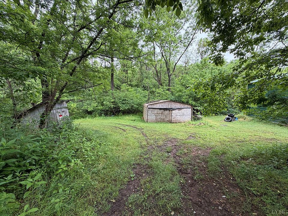 2nd image of 1115 Gandy Rd