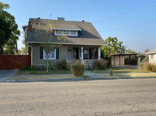 208 E Cameron St, Hanford, CA 93230