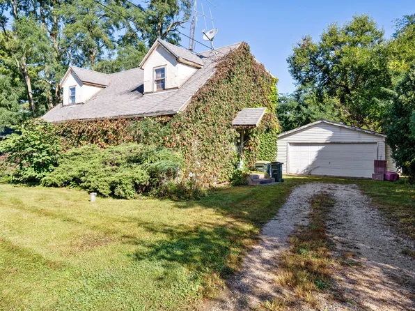 28W320 Warrenville Rd, Warrenville, IL 60555