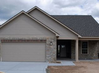 9736 W Village Pl, Maize, KS 67101