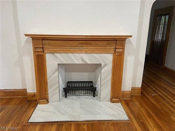 5th image of 2235 Montclair Ave
