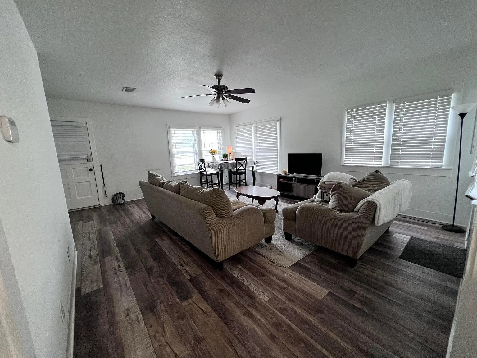 3201 Lubbock Ave — Photo 2