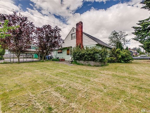 2nd image of 13804 8th Avenue Ct S