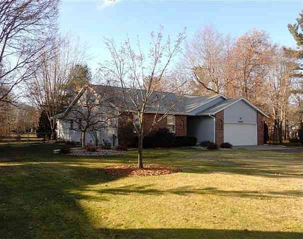 1st image of 2061 E Breezewood Ct
