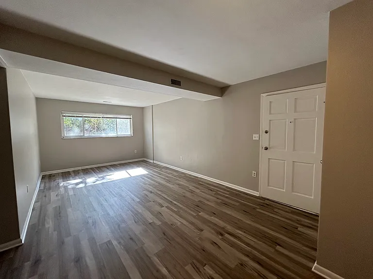 Orchard Grove Apartments — Photo 5