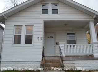 917 Pearl St, Alton, IL 62002