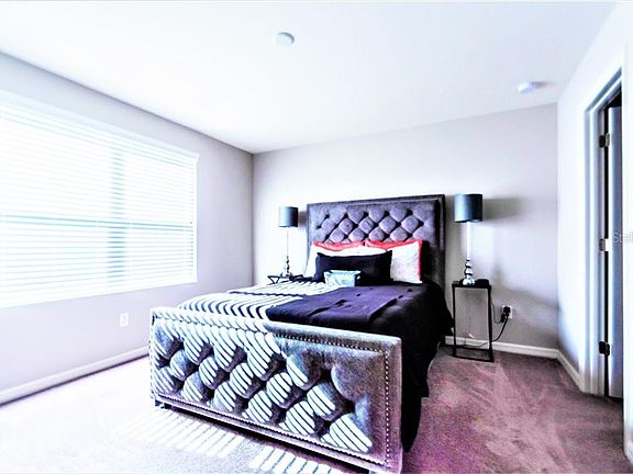 5th image of 7110 Summer Holly Pl