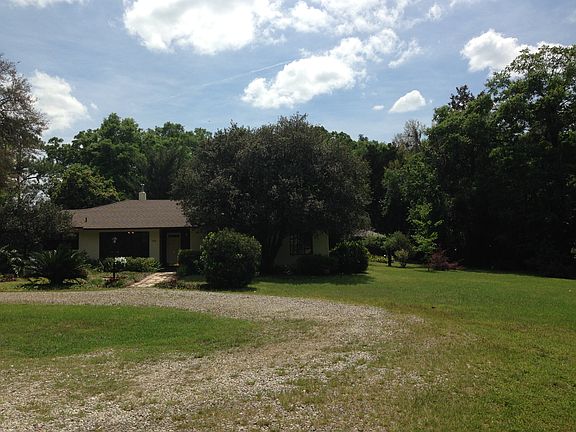 3rd image of 806 NW 22nd St