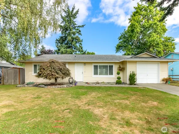 722 2nd Avenue NE, Pacific, WA 98047