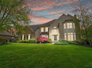 8633 Hetheridge Ln, Cincinnati, OH 45249