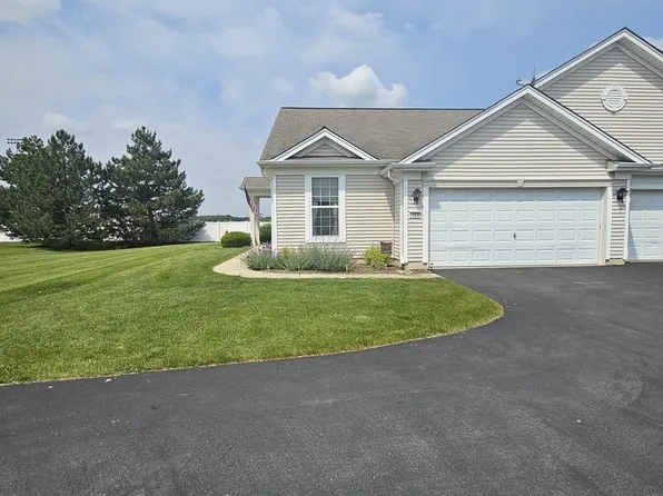 13592 Delaney Rd, Huntley, IL 60142