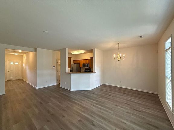 4th image of 4606 Kingsland Ct