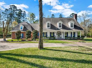812 Whitehouse Dr, Lufkin, TX 75901