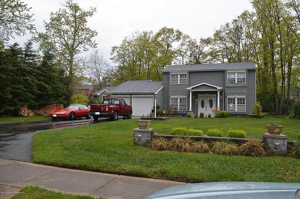 19 Harpers Ferry Rd photo 1