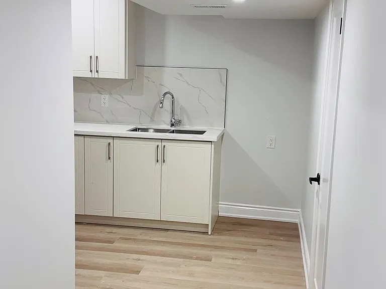 12 Rolling Acres Dr #BASEMENT — Photo 8