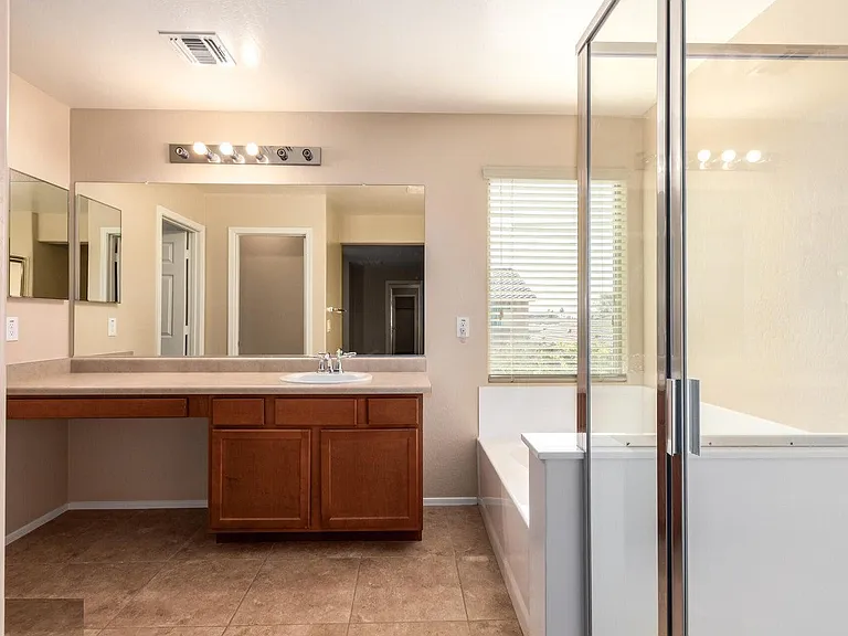 4723 W Gelding Dr — Photo 10
