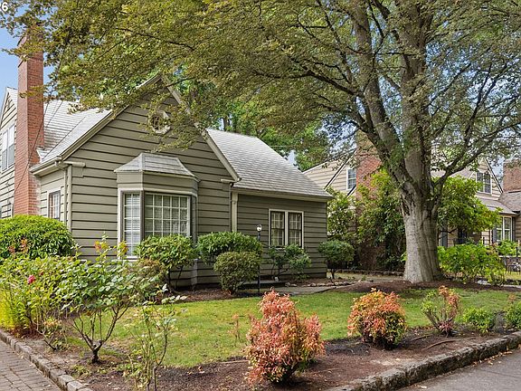 2nd image of 6821 SE Reed College Pl