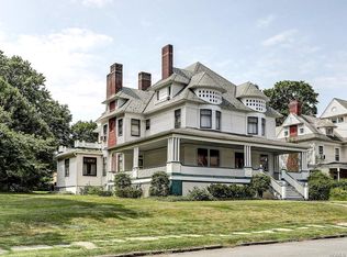 31 Highland Ave, Middletown, NY 10940