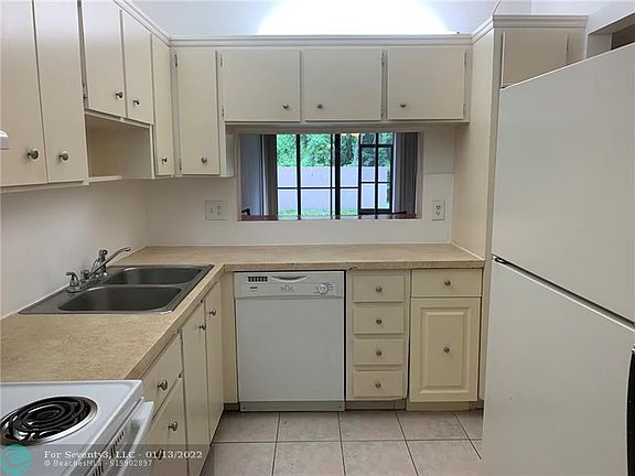 3rd image of 8411 Forest Hills Dr APT 106