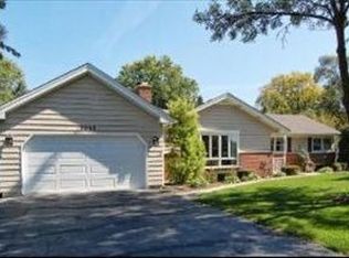 1045 N Quentin Rd, Palatine, IL 60067