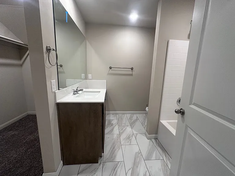 9001 Washita Creek Dr — Photo 11