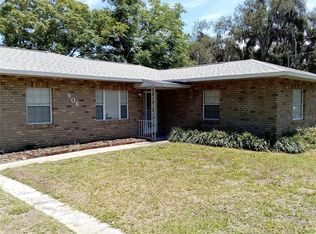 906 OAK DRIVE, LEESBURG, FL 34748