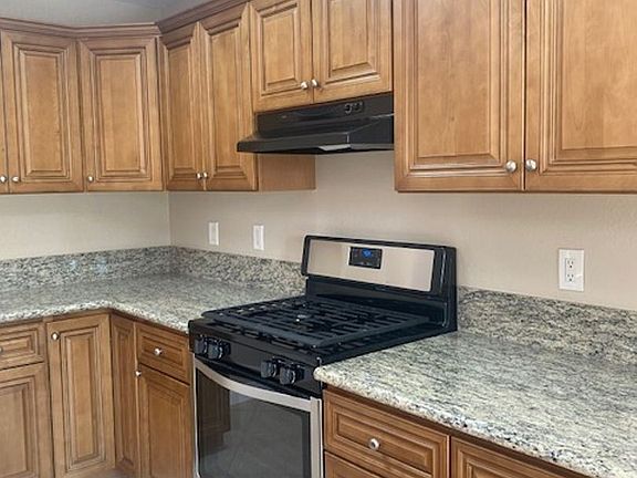 4th image of 31550 Avenida Alvera APT A