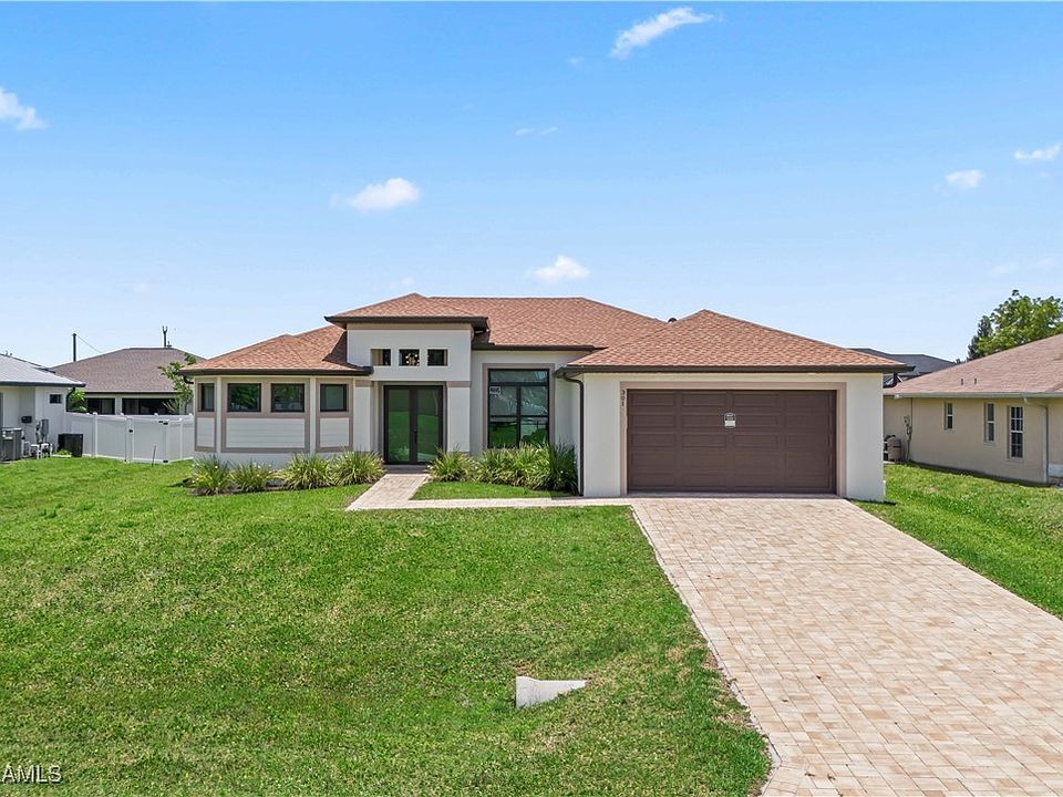 1st image of 301 NW 36th Ave