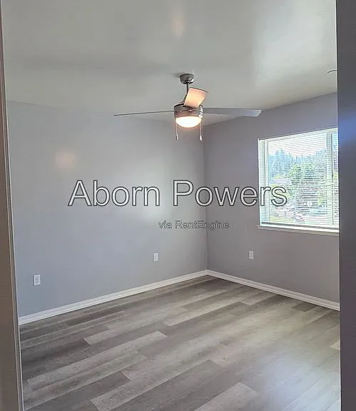 575 Racquet Way #B — Photo 10