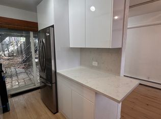 15 Essex St #13, Charlestown, MA 02129