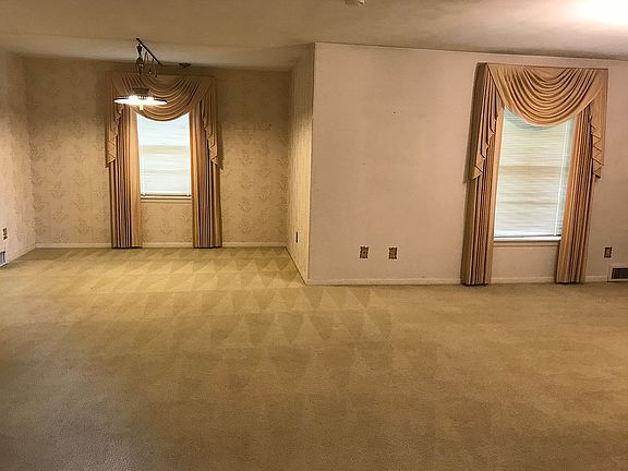 5th image of 2525 Farrier Pl