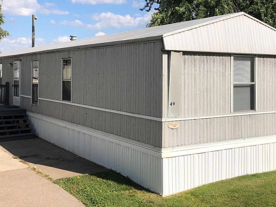 1st image of 49 Carroll Wood Dr
