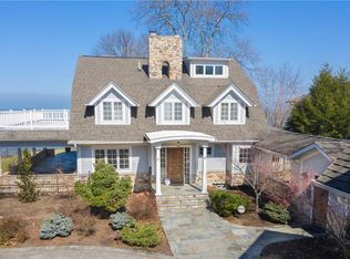 31012 Lake Rd, Bay Village, OH 44140