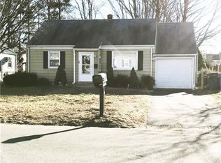 84 Gilbert Ave, Hamden, CT 06514