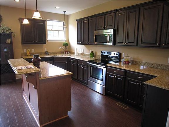 5th image of 1001 Thistle Ct Lot 46