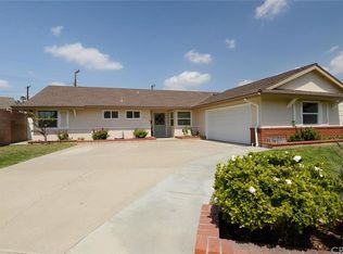 2555 N Fernside Cir, Orange, CA 92865
