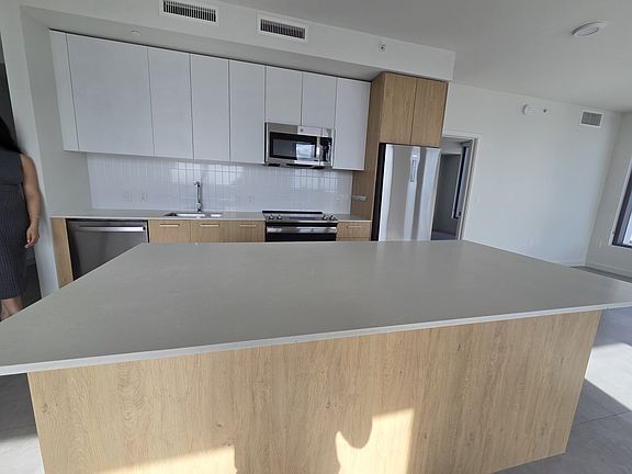 2nd image of 237 NW 31st St #C