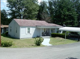 1126 Patton Dr, Morgantown, WV 26505