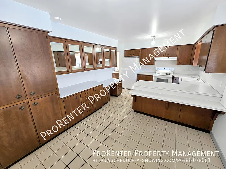 1347 W 1800 N — Photo 11
