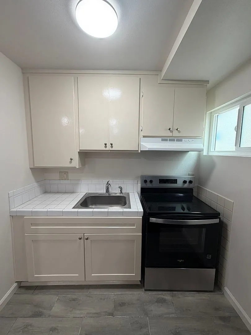 Normandy Apartments — Photo 2